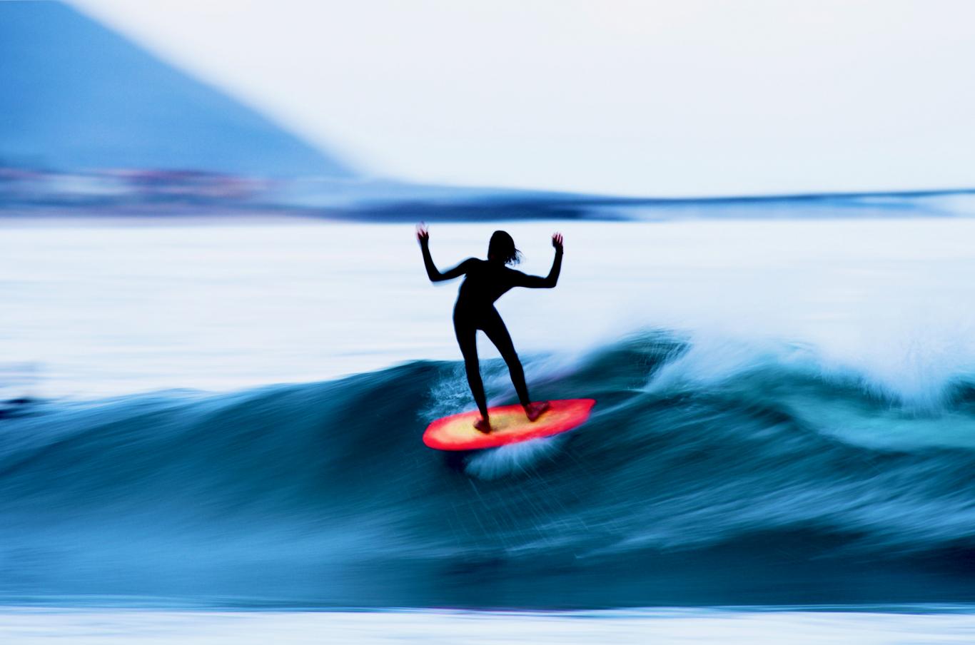 MORGAN MAASSEN | Around the Waves